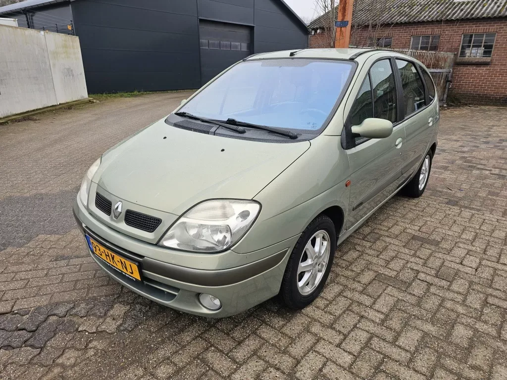 Renault Scénic (2001) — foto 1
