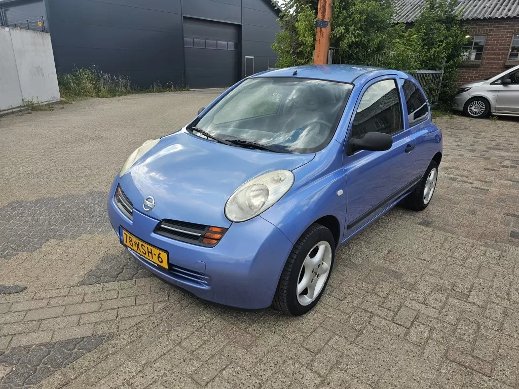 Nissan Micra (2004) — foto 1
