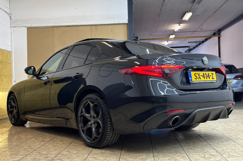 Alfa Romeo Giulia (2018)