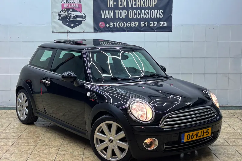 MINI One (2009)