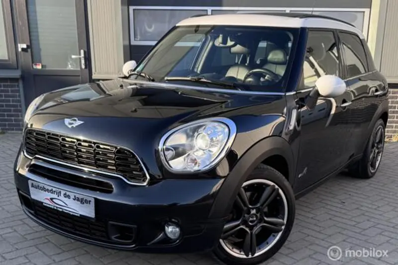 MINI Countryman (2012)