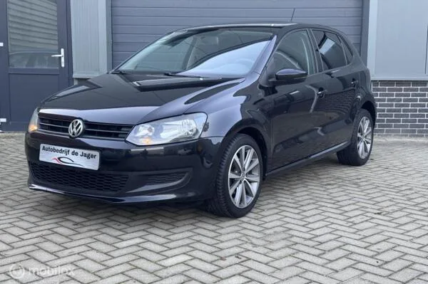 Volkswagen Polo (2010) — foto 1