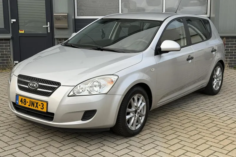 Kia Ceed (2009)