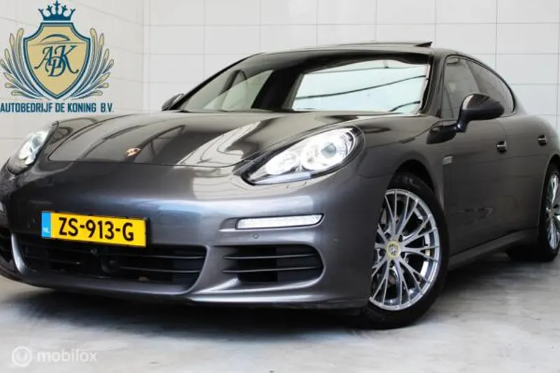 Porsche Panamera (2013)