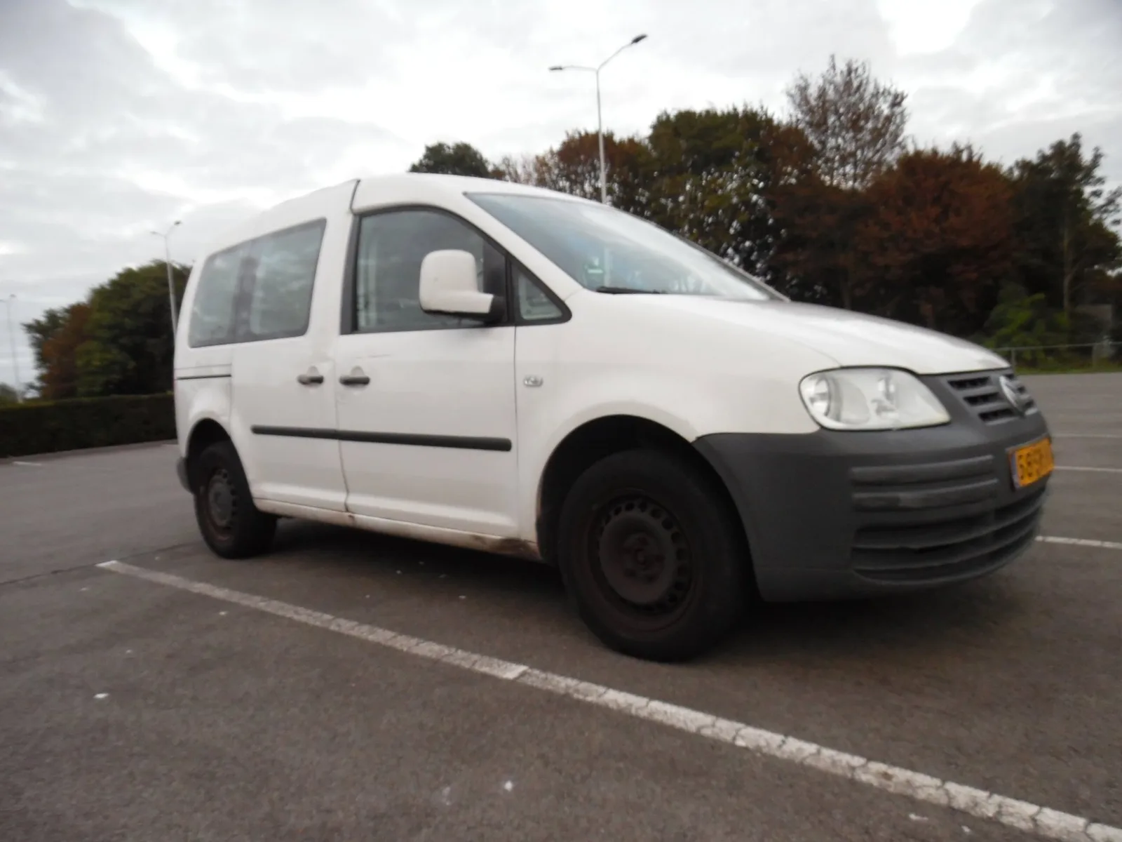 Volkswagen Caddy (2006) — foto 1