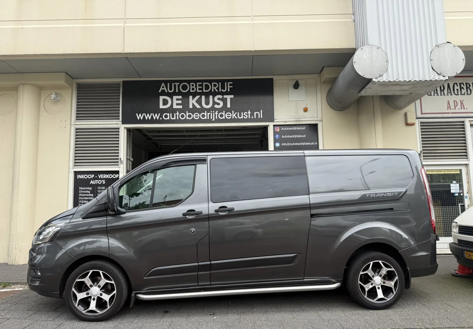 Ford Transit Custom (2020) — foto 1