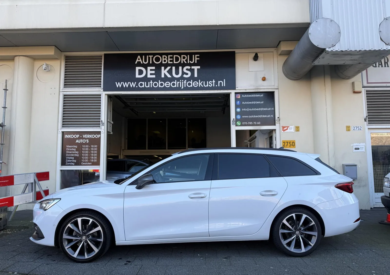 SEAT Leon Sportstourer (2021) — foto 1