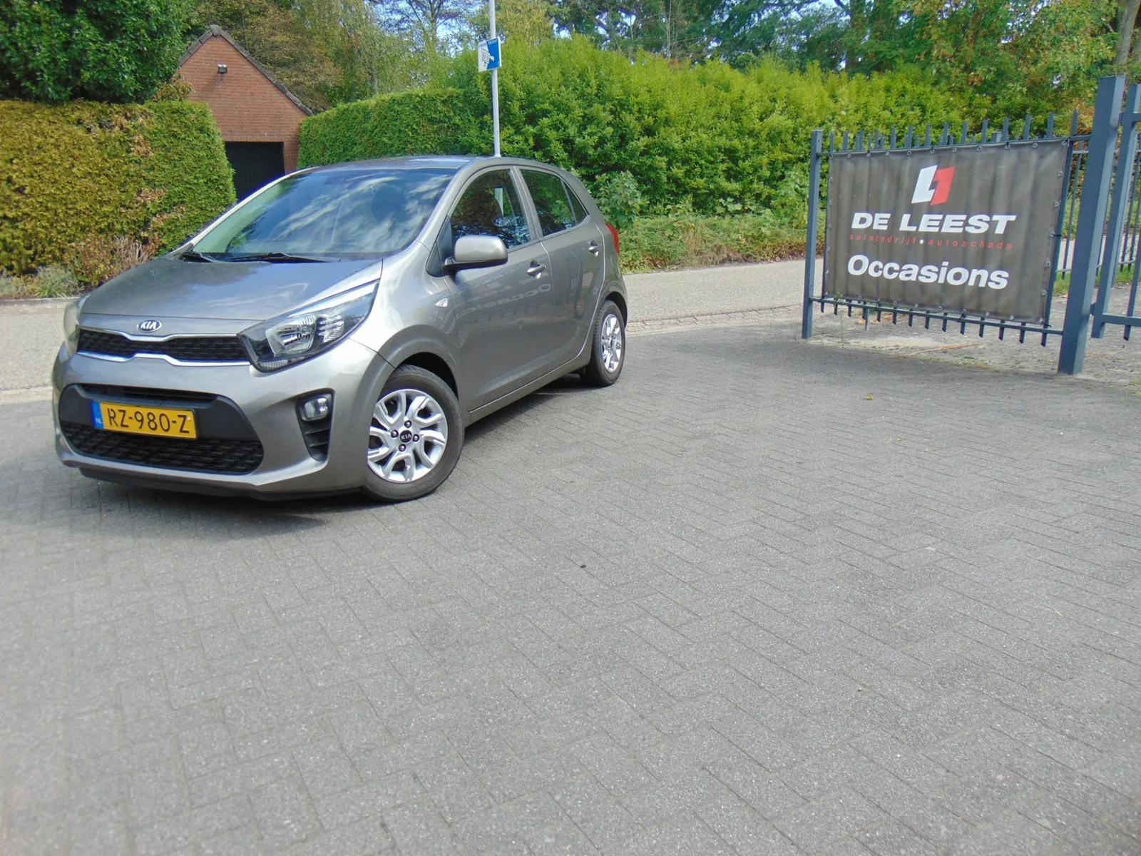 Kia Picanto (2018) — foto 1