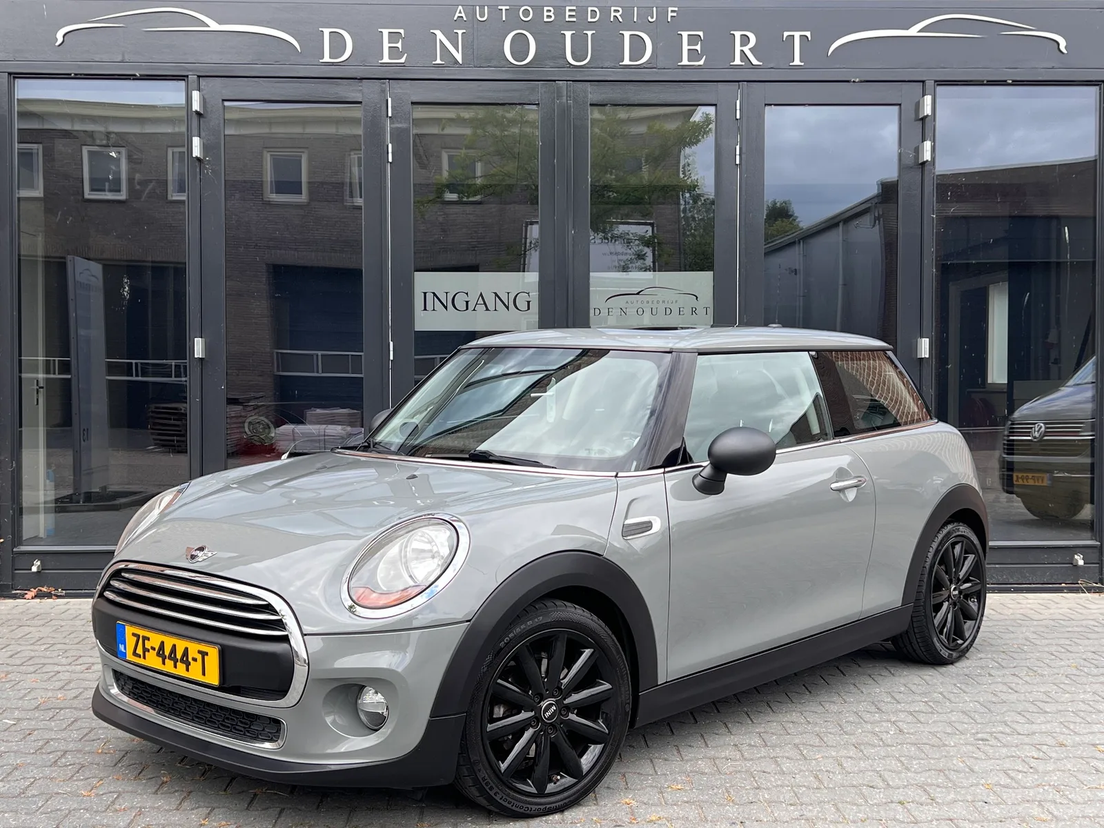 MINI 3-Deurs One Chili (2016) — foto 1