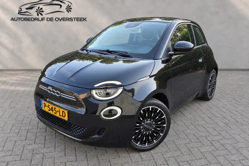 Fiat 500 (2022)