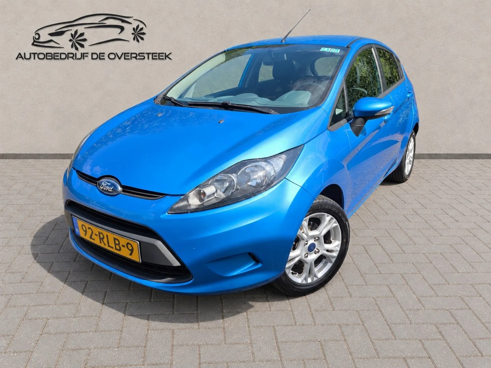 Ford Fiesta (2011) — foto 1
