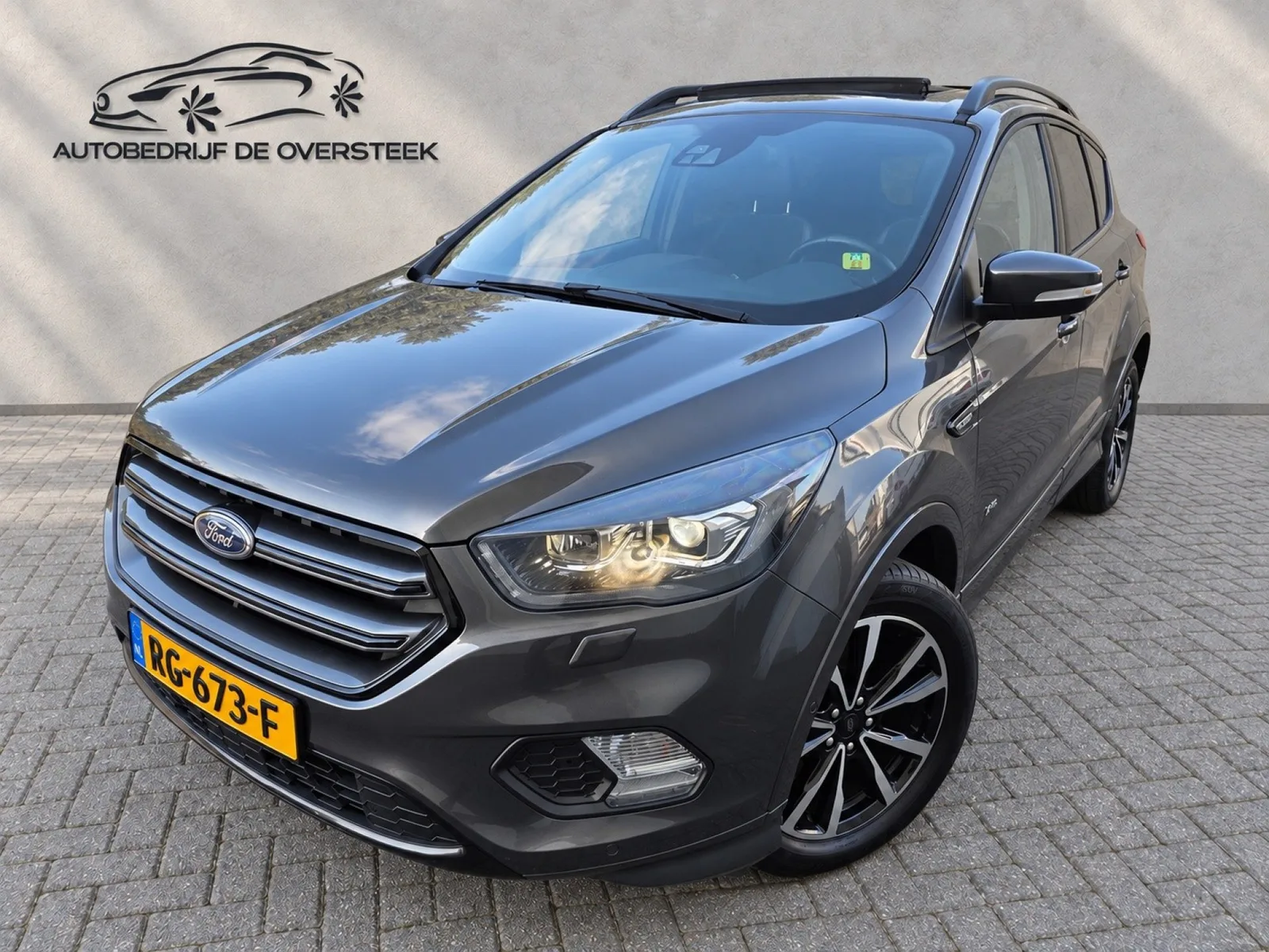 Ford Kuga (2017) — foto 1