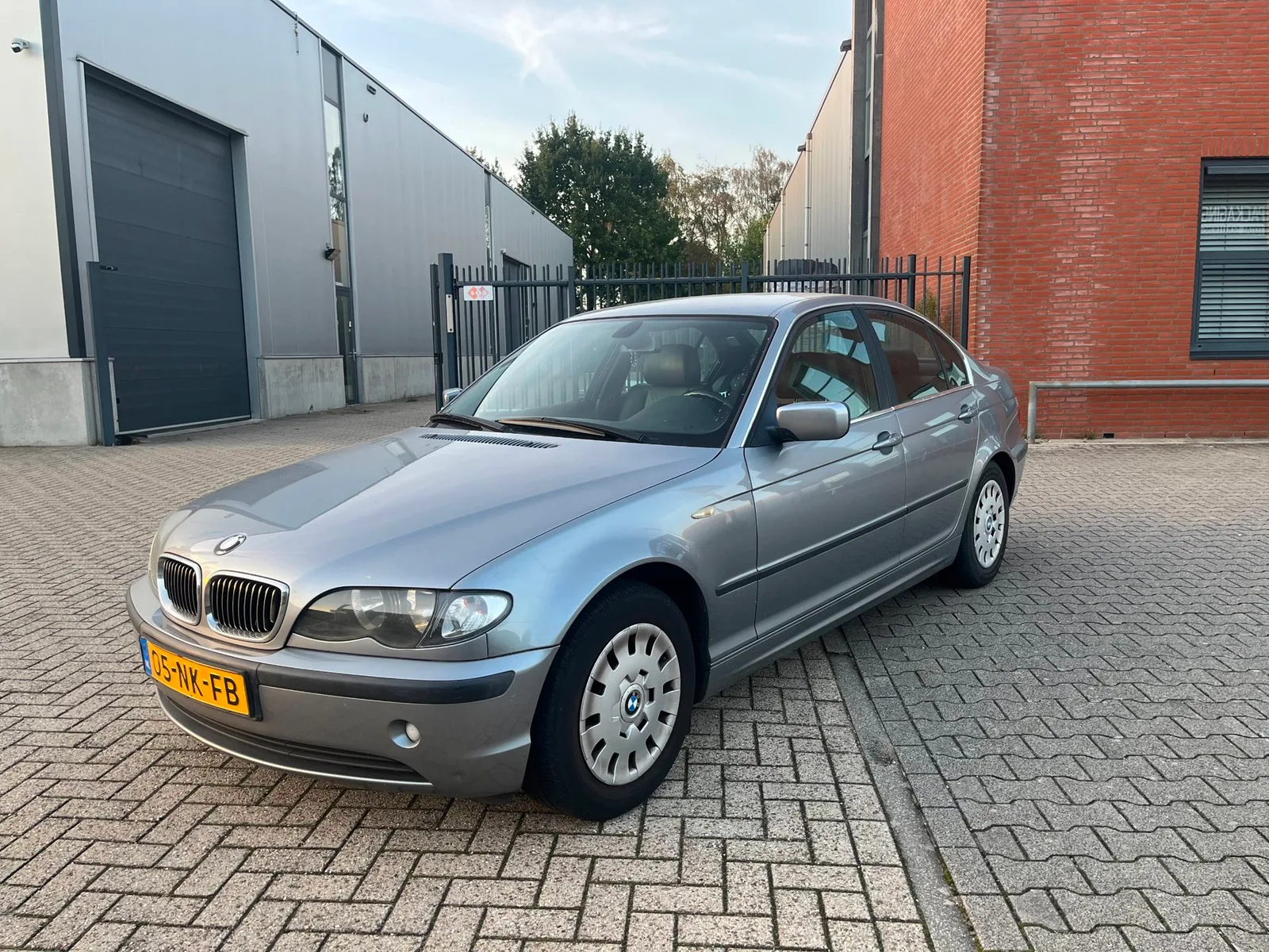 BMW 3-Serie (2003) — foto 1
