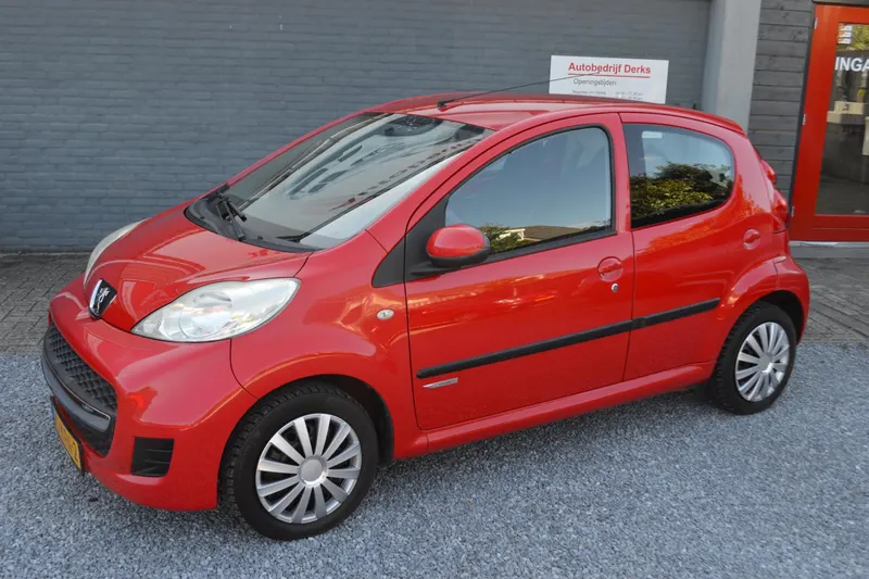 Peugeot 107 (2009)