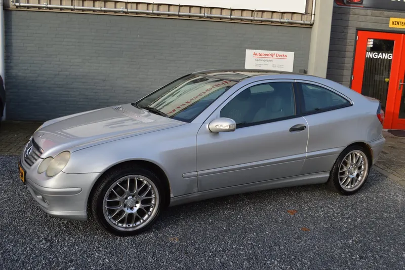 Mercedes-Benz C-Klasse (2001)