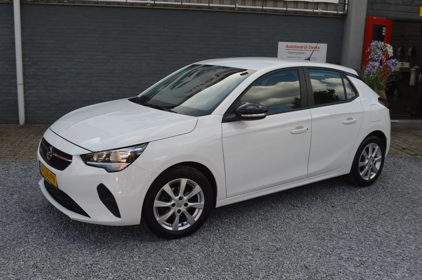 Opel Corsa (2022) — foto 1