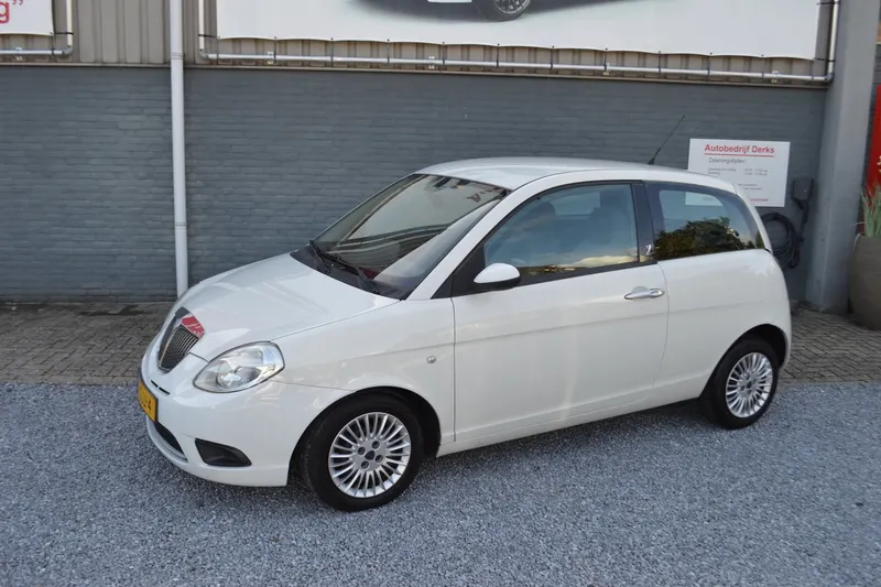 Lancia Ypsilon (2008)