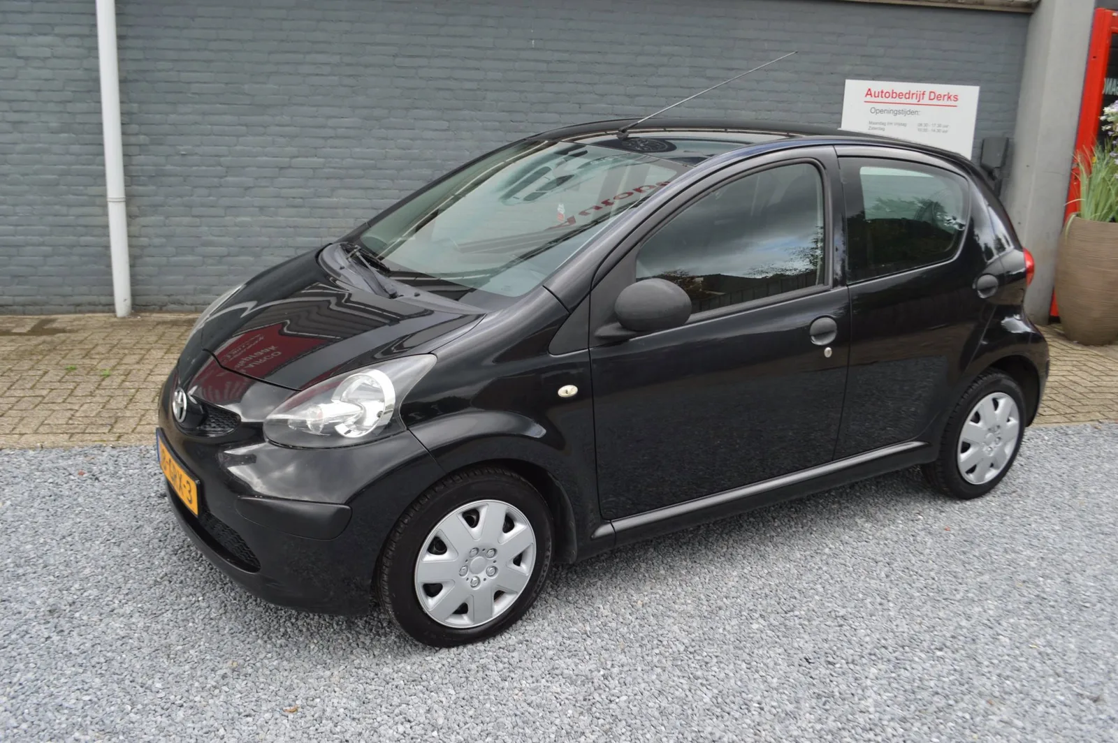 Toyota Aygo (2008) — foto 1