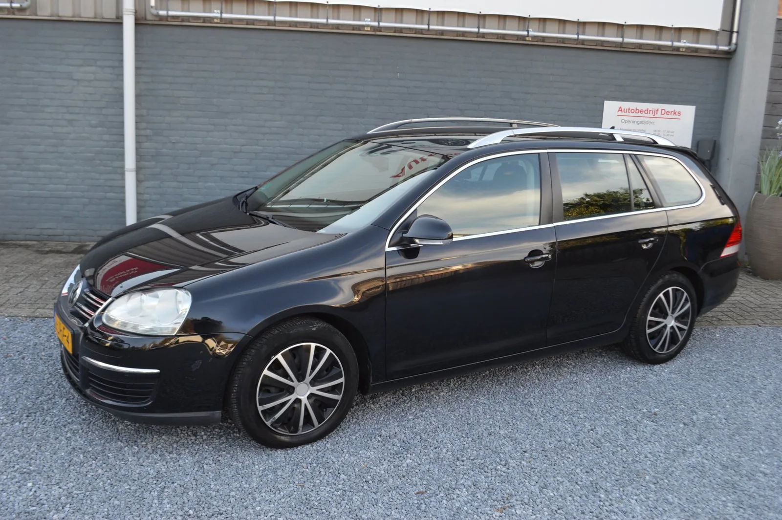 Volkswagen Golf (2009) — foto 1