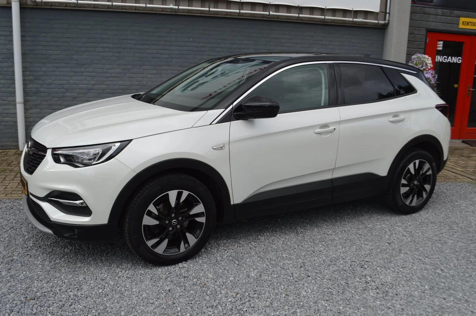 Opel Grandland (2020) — foto 1