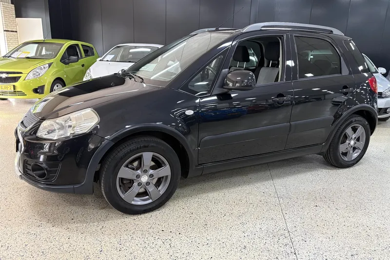 Suzuki SX4 (2011)