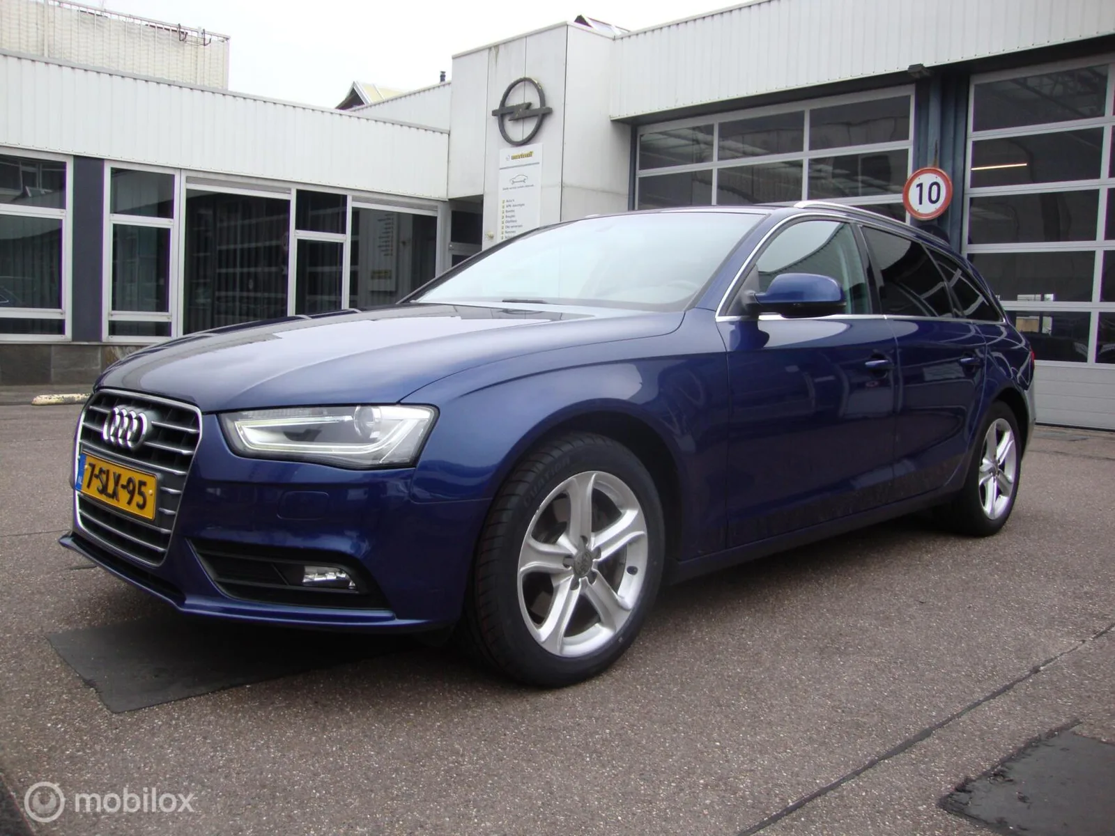 Audi A4 (2013) — foto 1