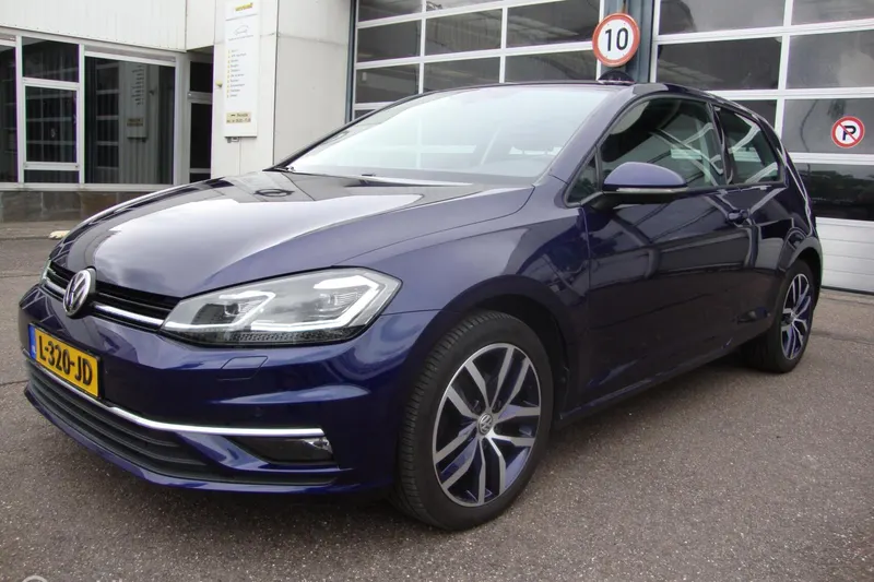 Volkswagen Golf (2017)