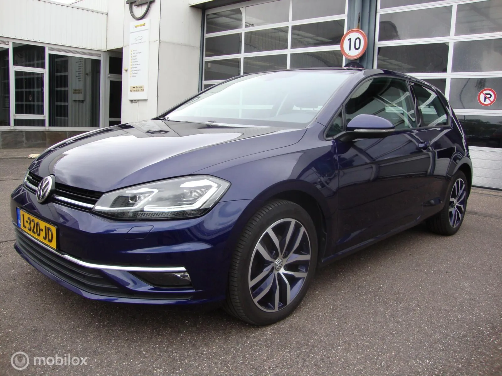 Volkswagen Golf (2017) — foto 1