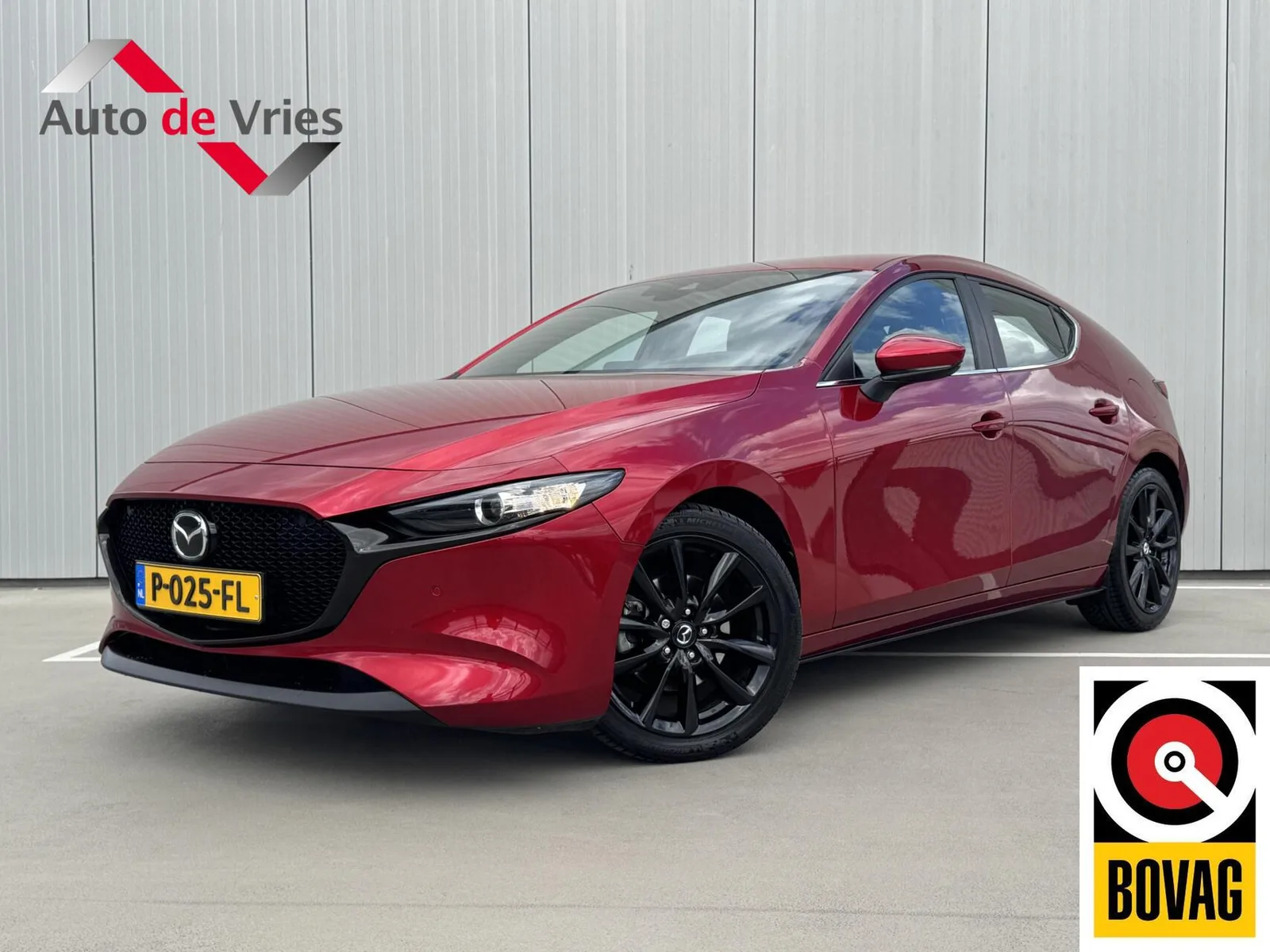 Mazda 3 (2022) — foto 1