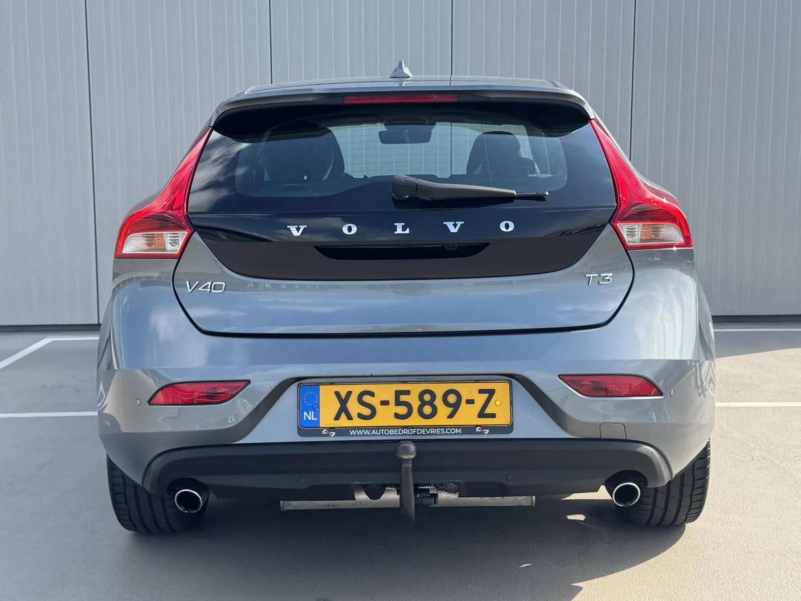 Volvo V40 (2019) — foto 1