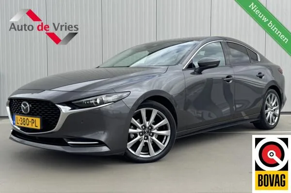 Mazda 3 (2021) — foto 1