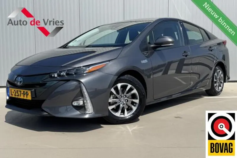 Toyota Prius (2021)