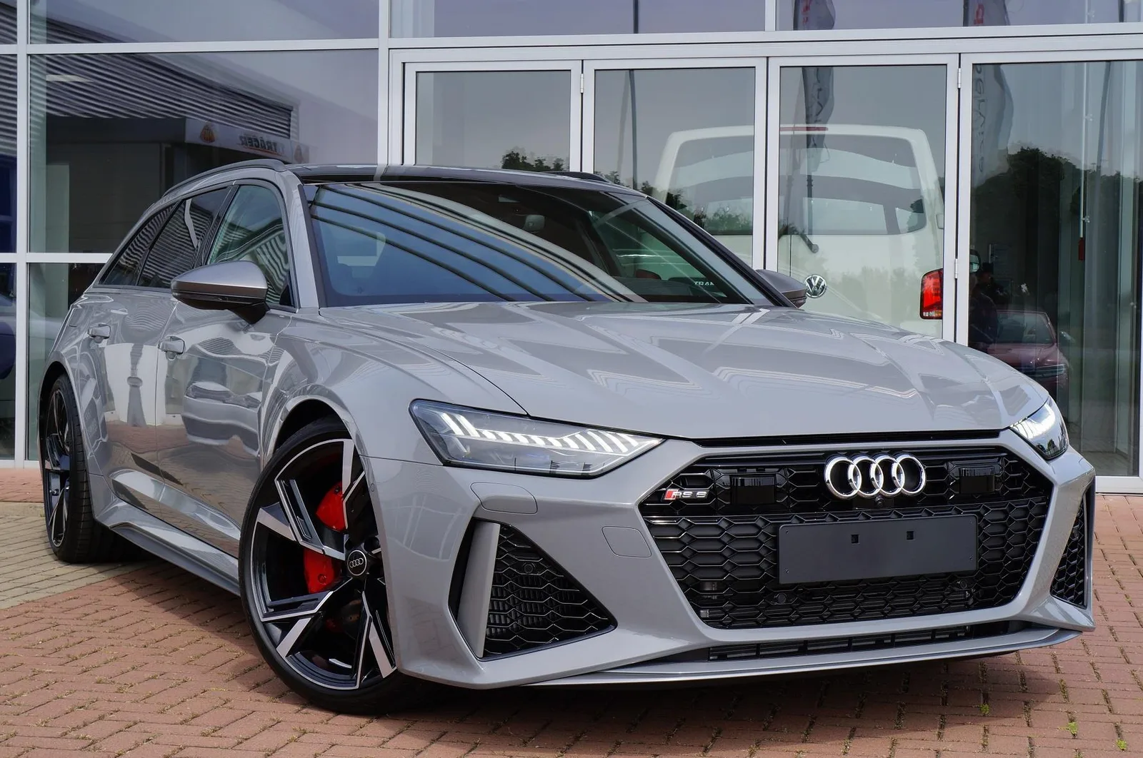 Audi RS 6 (2025) — foto 1