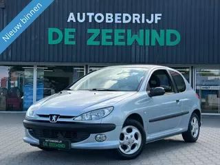 Peugeot 206 (2001) — foto 1