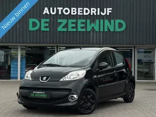 Peugeot 107 (2009) — foto 1
