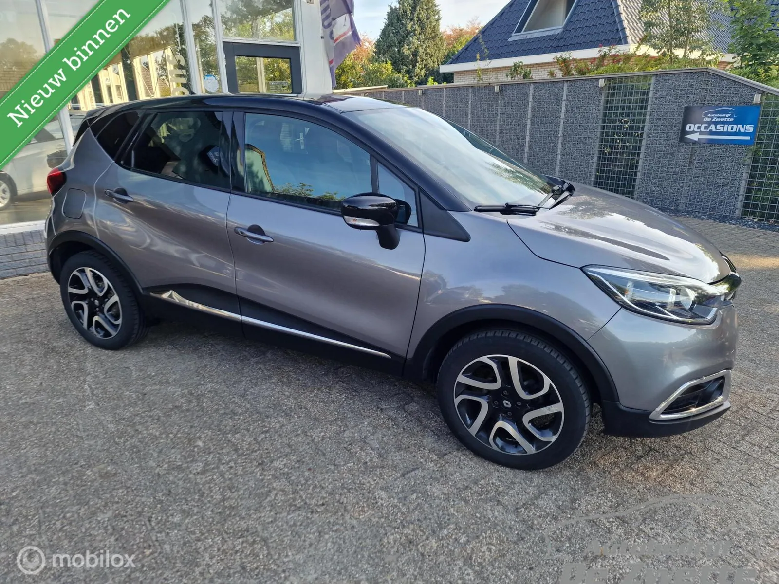 Renault Captur (2016) — foto 1