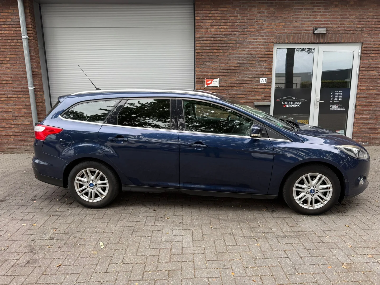 Ford Focus (2012) — foto 1