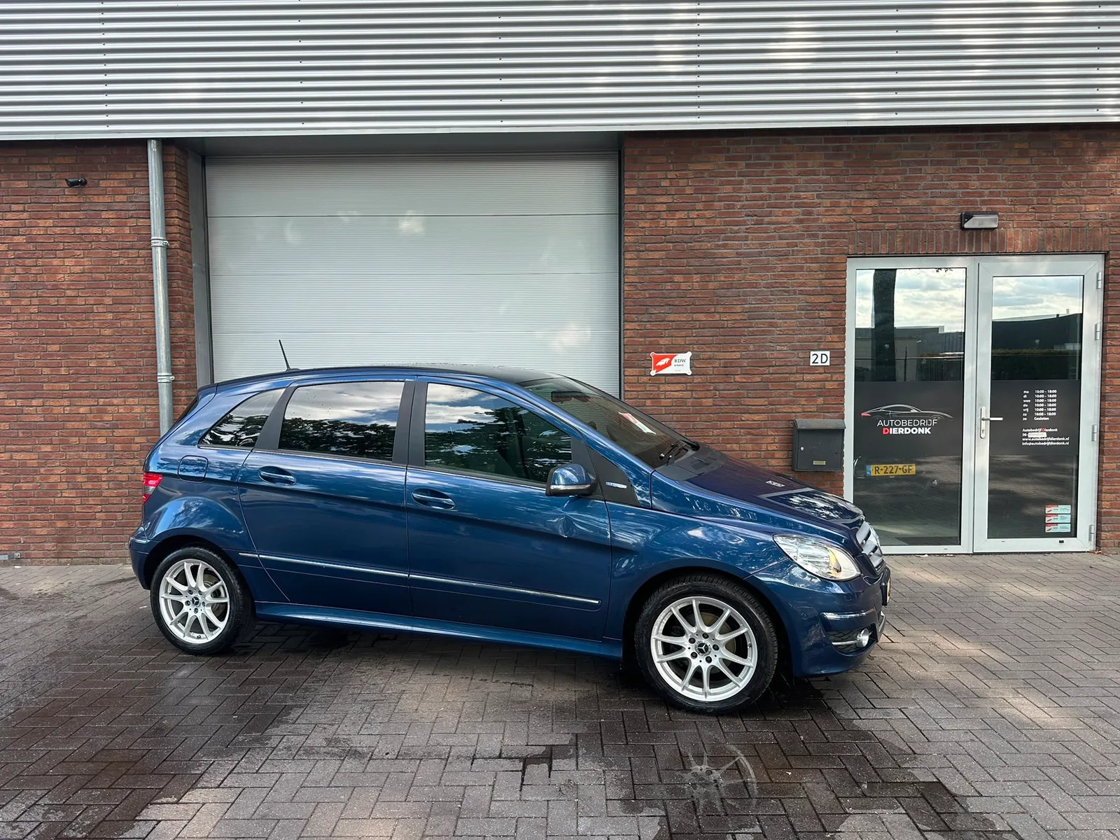 Mercedes-Benz B-Klasse (2011) — foto 1