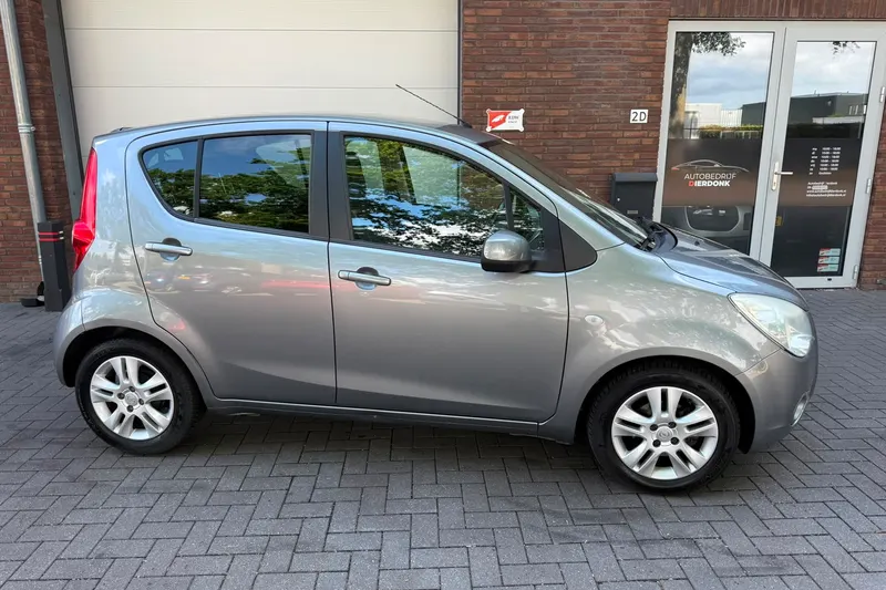 Opel Agila (2012)
