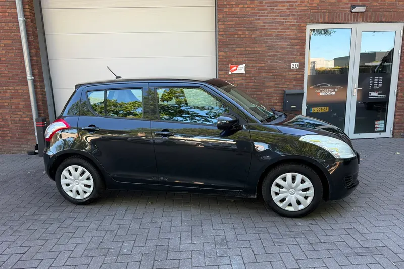 Suzuki Swift (2012)