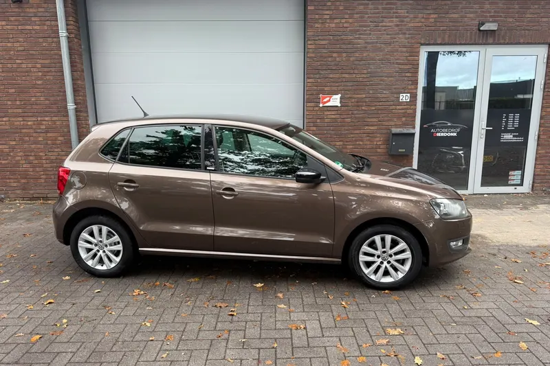 Volkswagen Polo (2012)