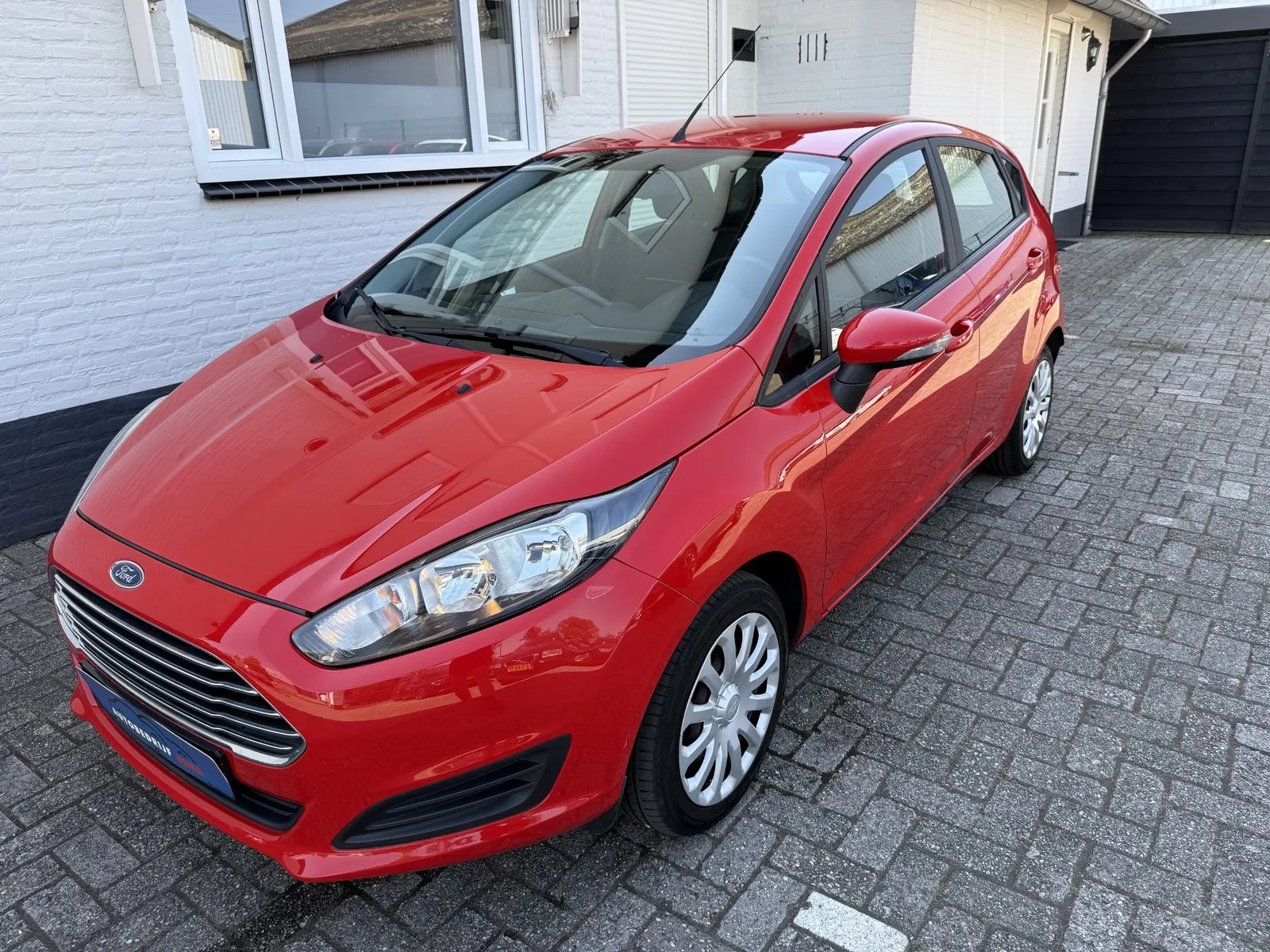 Ford Fiesta (2014) — foto 1
