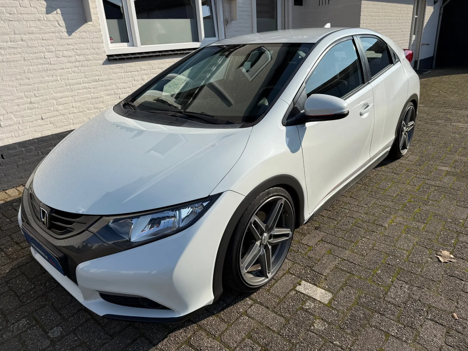 Honda Civic (2013) — foto 1