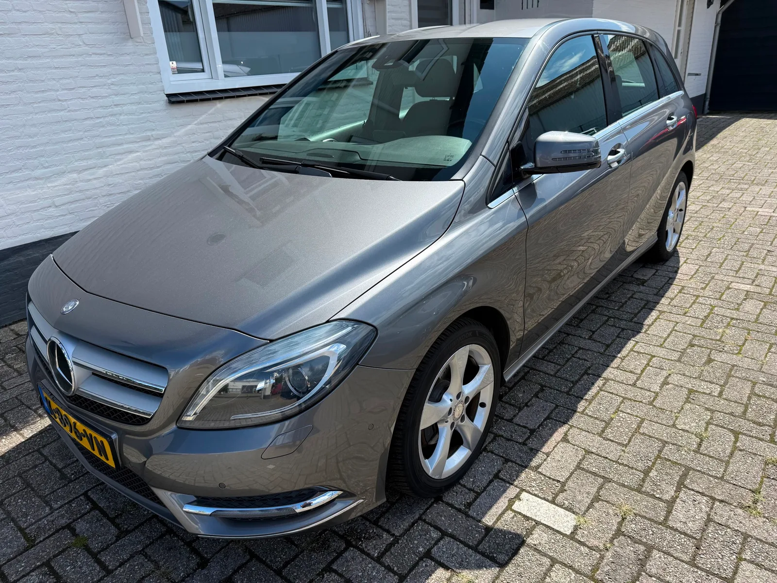 Mercedes-Benz B-Klasse (2012) — foto 1