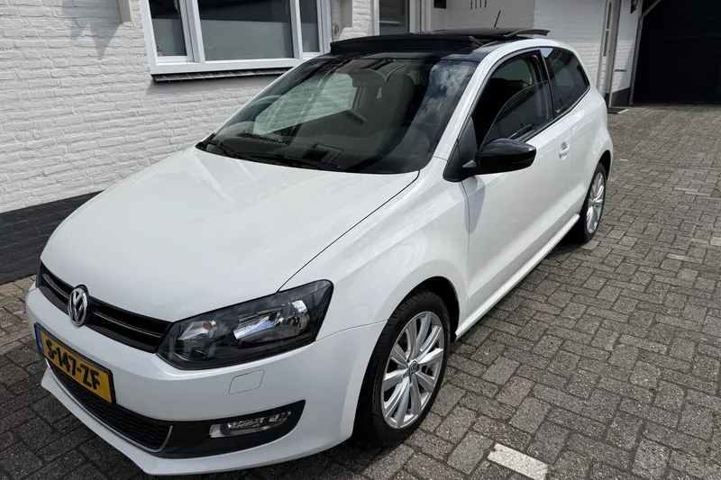 Volkswagen Polo (2012)