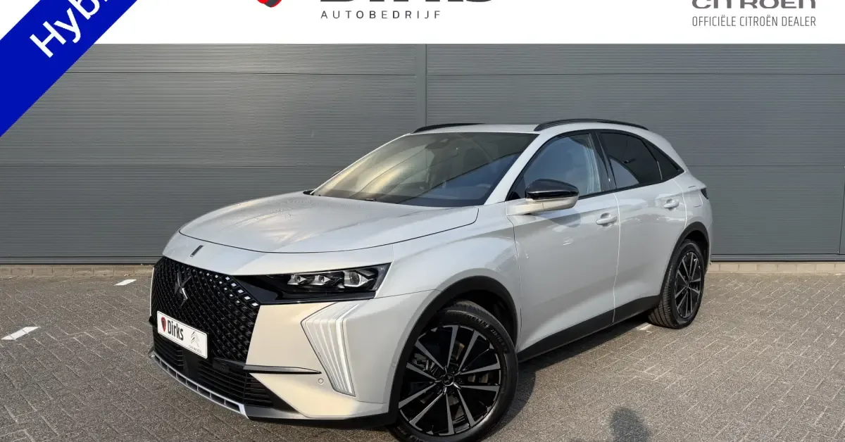 DS 7 (2025) — foto 1