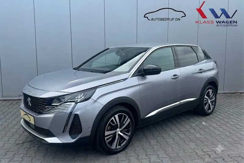 Peugeot 3008 (2023)