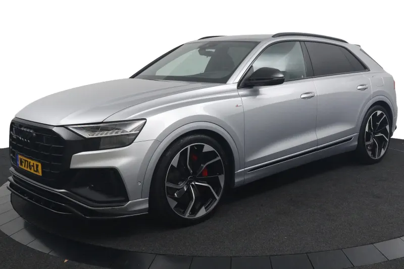 Audi Q8 (2020)