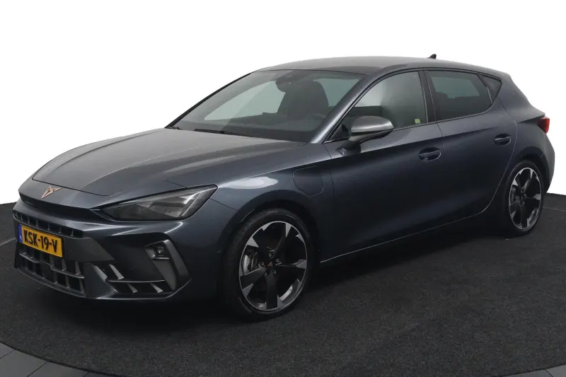 CUPRA Leon (2025)