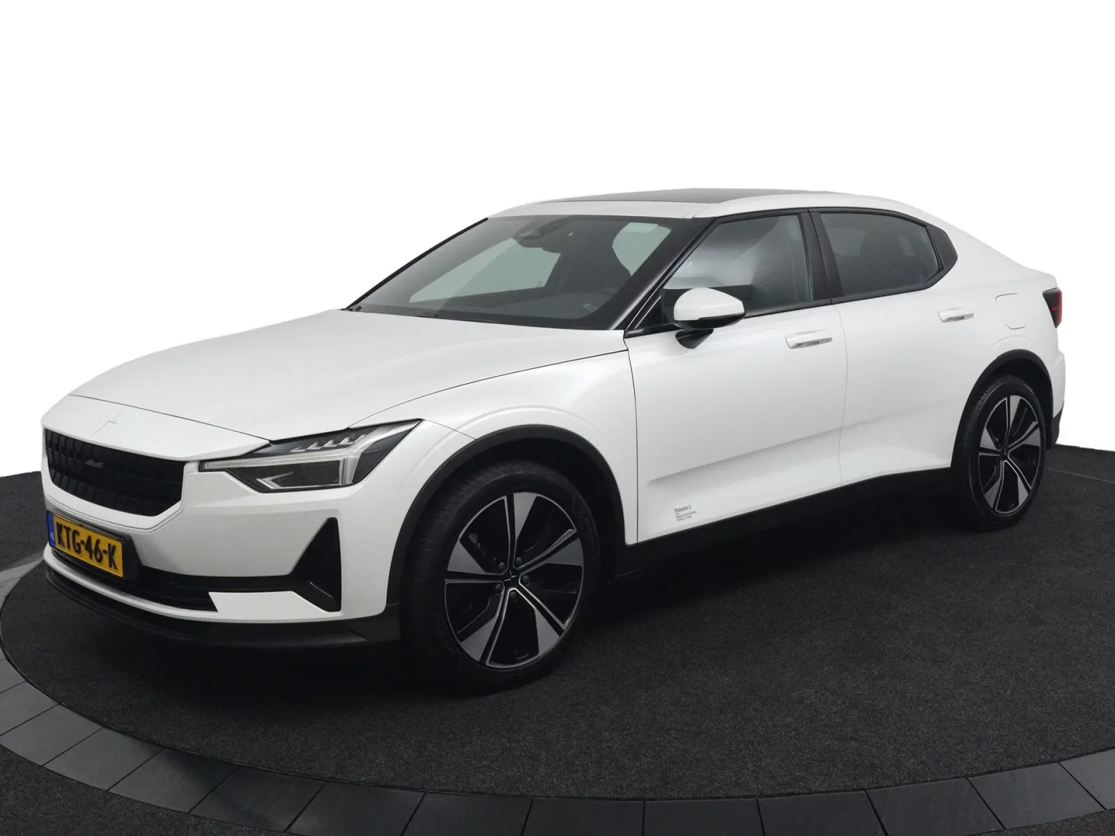 Polestar 2 (2023) — foto 1